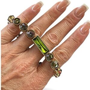 Signed Heidi Daus CN Watermelon Glass & Rhinestone Clamper Bangle Bracelet